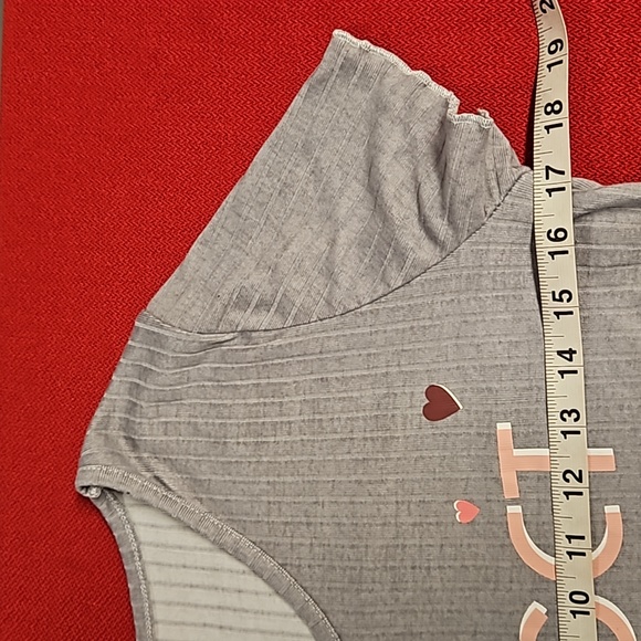 COZY COUTURE 'Forget the Rules' pj top Medium EUC - Picture 3 of 5